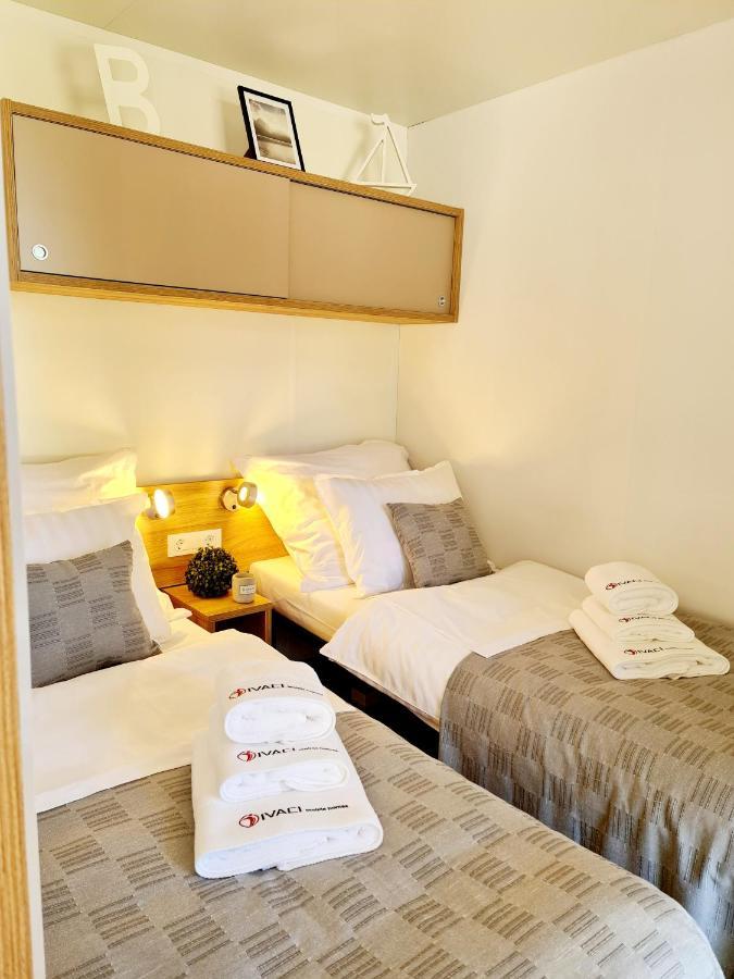 Luxury Mobile Homes Ivaci Ровинь Экстерьер фото