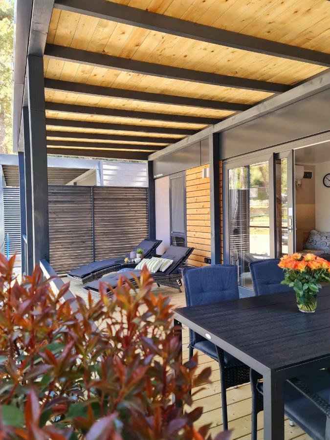 Luxury Mobile Homes Ivaci Ровинь Экстерьер фото